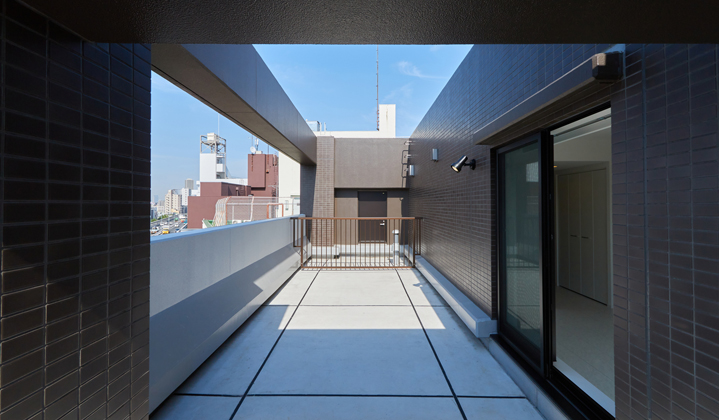 ベランダ　30㎡以上　1㎡あたり